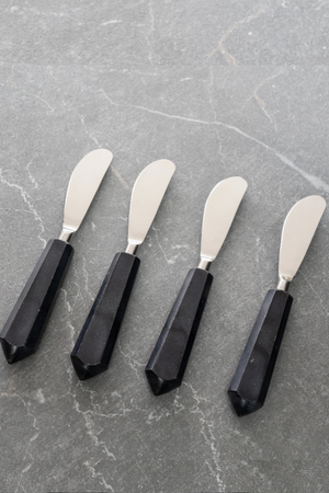 Black Marble Spreaders