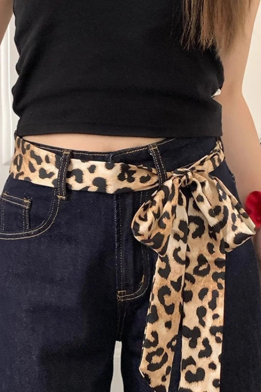 Leopard Print Skinny Scarf