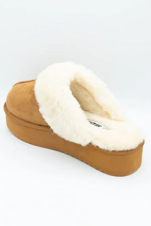 Darwin Sherpa Slippers