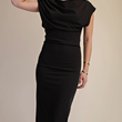 Load image into Gallery viewer, Evelyn Midi Dress- Black
