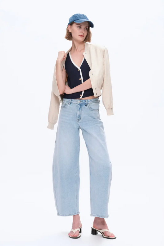 Sammie Barrel Jeans