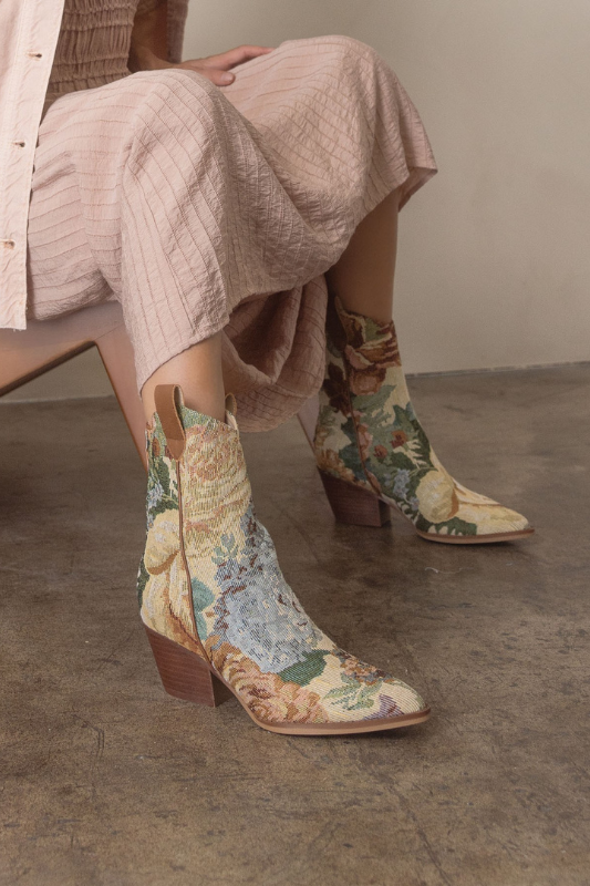 Kiaya Tapestry Boot