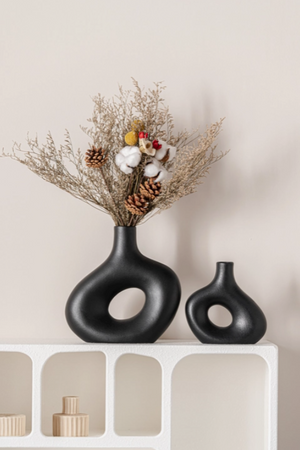 Black Nordic Donut Vase