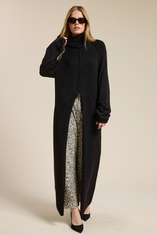 Logan Slit Sweater- Black