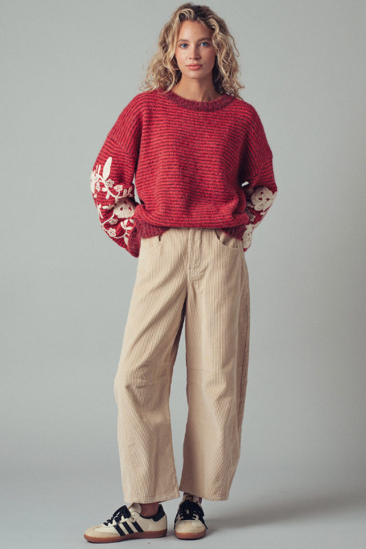 Tylen Embroidered Sweater - Red