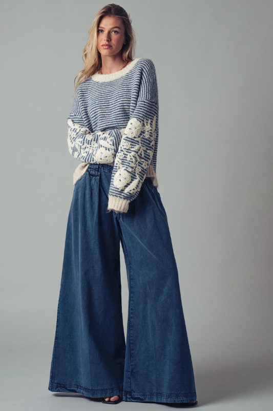 Tylen Embroidered Sweater - Blue