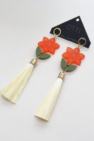 Botanical-Inspired Earrings - Daffodil